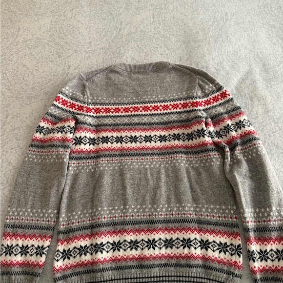 Tommy Hilfiger Red and Gray Crew Neck Sweater with Nordic Patterns - Picture 2 of 3